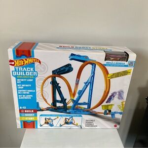 Hot Wheels Track Builder Unlimited INFINITY LOOP KIT & Exclusive Car New In Box